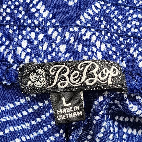 Be Bop Pants Womens L Blue White Chevron Printed Pull On Tapered Leg Pockets - Picture 3 of 10